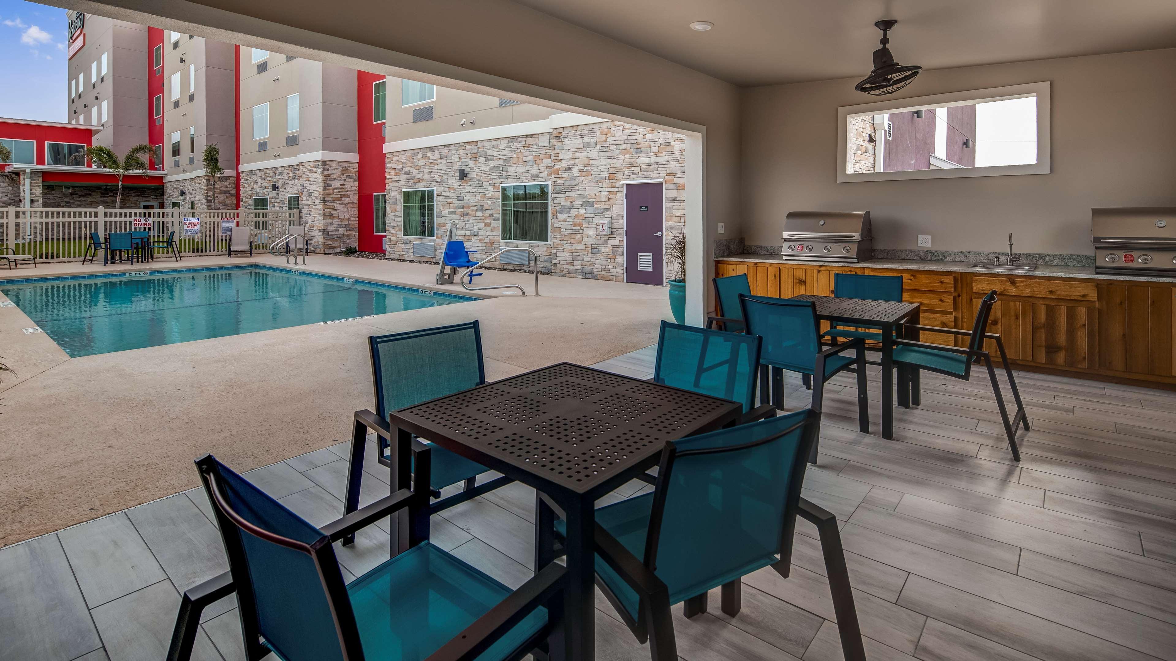 Executive Residency By Best Western Corpus Christi