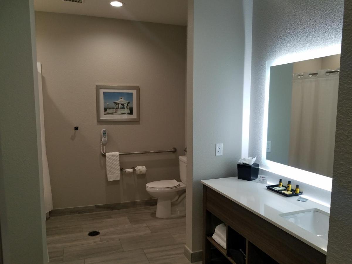 Executive Residency By Western Hotel 3*